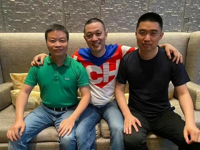 贵妇的“扫地茅”争当下一个小米j9九游会(中国)网站征服全球(图19)
