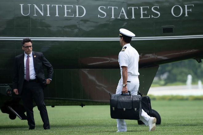 总统「同款」手提箱只需6万8j9平台每个CEO都需要一个(图11)